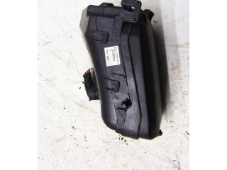 Блок предохранителей 91360-A2865, 91360-A2865 KIA Ceed