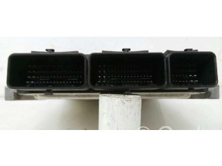 Блок управления двигателя 237102213R   Dacia Dokker