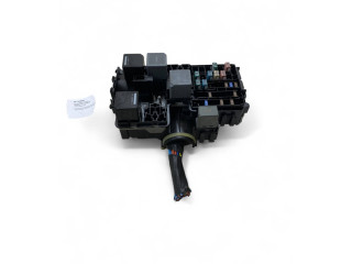 Блок предохранителей 31384034   Volvo XC90    