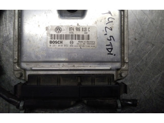 Řídící jednotka 074906018C, 0281010082 Volkswagen Transporter - Caravelle T4 1997