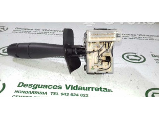 Ручка стеклоочистителей    Renault Clio III