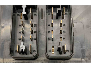 Блок предохранителей LJA2800CE Jaguar XK8 - XKR