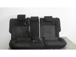 Второй ряд сидений