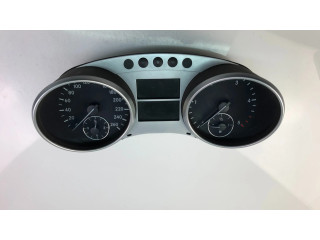 Přístrojová deska Mercedes-Benz R W251 2006 A2514402011