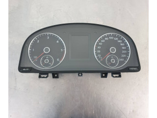 Панель приборов 1T0920885E   Volkswagen Touran II       