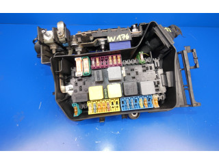 Блок предохранителей A2465400024 Mercedes-Benz A W176