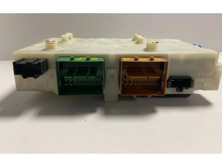 Блок предохранителей 30765624AE, 7G9T14C256FA   Volvo V70    