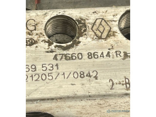 Jednotka ABS 476608644R Renault Captur 2013