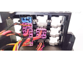 Блок предохранителей 1T1937503A, 1T1937503A Volkswagen Golf Plus