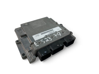 Блок управления двигателем Блок управления 30729351   Volvo V70