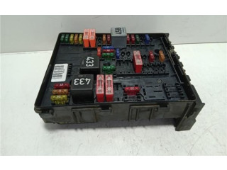 Блок предохранителей 1K0937124K   Audi A3 S3 8P    