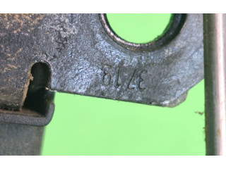 Zámek zadních dveří Volkswagen Caddy 2010