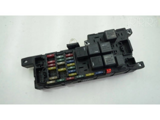 Блок предохранителей 30728008 Volvo XC90