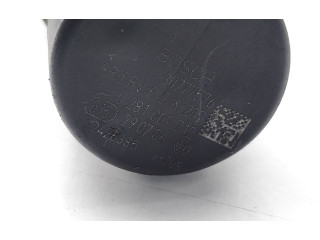 Топливная рампа 30757146, 0281002712   Volvo C70   для двигателя D5244T8