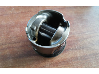 Píst 843ME BMW 3 F30 F35 F31 pro naftový motor 2.0 B47D20A