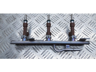 Vstřikovač 166008769R, 175204021R Nissan Micra K14