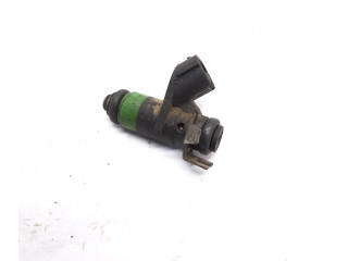 Форсунка 03E906031, 3344C02428 Skoda Fabia Mk1 (6Y)