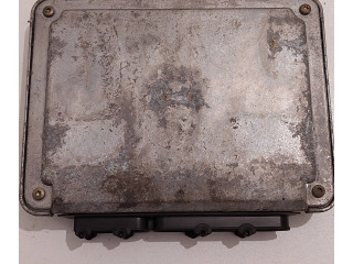Блок управления двигателя 038906018GM, 0281010181 Skoda Octavia Mk1 (1U)