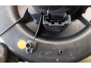 Вентилятор печки    6Q1820015C   Skoda Fabia Mk1 (6Y)