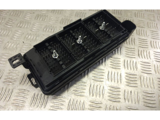 Блок предохранителей 95471067 Vauxhall Antara