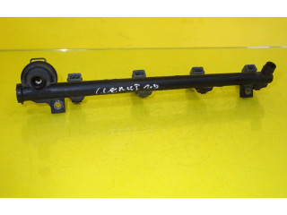 Топливная рампа 7700106024   Renault Scenic I  