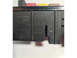 Блок предохранителей 13190892, 519115000   Opel Vectra C    