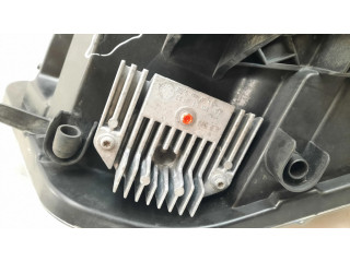 Передняя фара