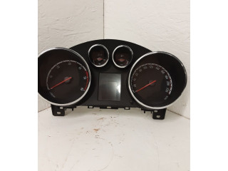 Панель приборов 13346184   Opel Meriva B       