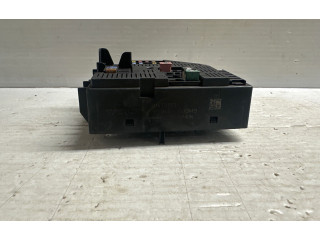 Блок предохранителей 31473571   Volvo XC90    