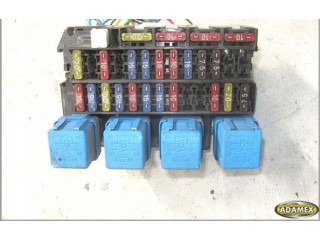 Блок предохранителей Nissan Vanette