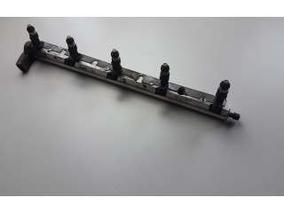 Топливная рампа 31355799 Volvo S60 для двигателя B 5254 T5