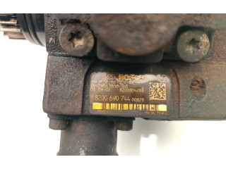 Vstřikovací čerpadlo 8200690744, 0445010170   Opel Vivaro    M9R 