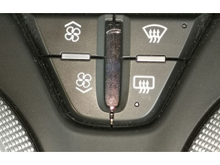 Блок управления климат-контролем 84078980, 000235226   Chevrolet Camaro