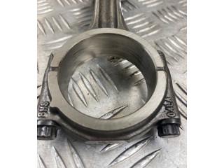  Поршень с шатуном CRLB 02604LA  Audi A3 S3 8V  