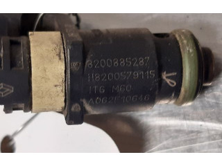 Vstřikovač 132111041872 Renault Wind