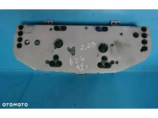 Панель приборов GE6WD Mazda 626