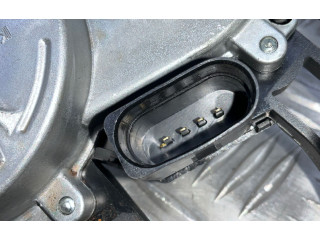 Моторчик заднего дворника 5E5955711 Skoda Octavia Mk3 (5E)