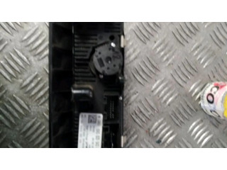 Блок управления климат-контролем 8X0820043C6PS Audi A1