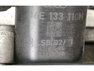 Топливная рампа 06E133110H   Audi A6 S6 C6 4F  