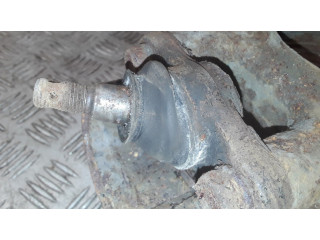 Передний поворотный кулак (ступица, цапфа)