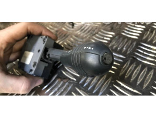 Ручка стеклоочистителей 7700832722 Renault Twingo I