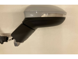 Зеркало электрическое Volkswagen Golf VIII 2019 - года