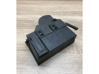 Pojistková skříňka 09131668 Opel Zfira A 1999