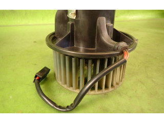 Вентилятор печки       Audi 80 90 S2 B4