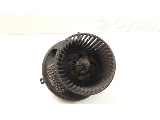 Вентилятор печки    1K1820015C, F987684B   Skoda Octavia Mk2 (1Z)