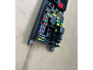 Блок предохранителей DW9314F041 Jaguar XJ X351