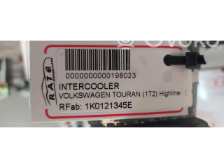 Интеркулер  1K0121345E   Volkswagen Touran I 