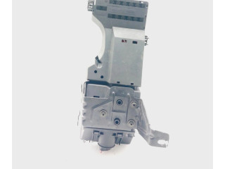 Блок предохранителей 9441607   Volvo S80