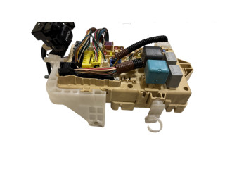 Блок предохранителей 892210F030, 1300469082   Toyota Corolla Verso AR10    