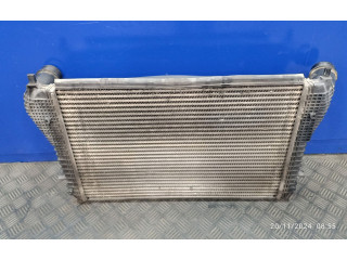 Интеркулер  1K0145803AF   Audi A3 S3 8P 